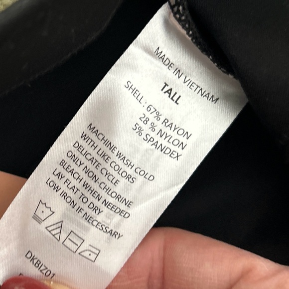 Quince Black Straight Leg Pants - Picture 7 of 7